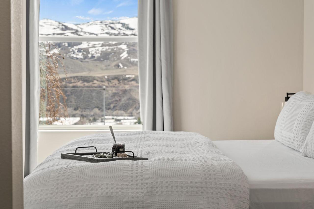 Apartmán Luxury Retreat - King Beds, Hot Tub, & Pool - Family & Remote Work Friendly Reno Exteriér fotografie